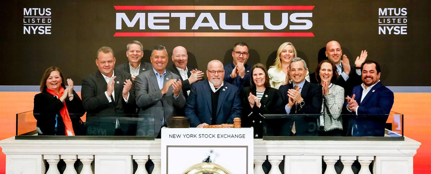 Metallus team at the NYSE ringing the bell after the rebranding